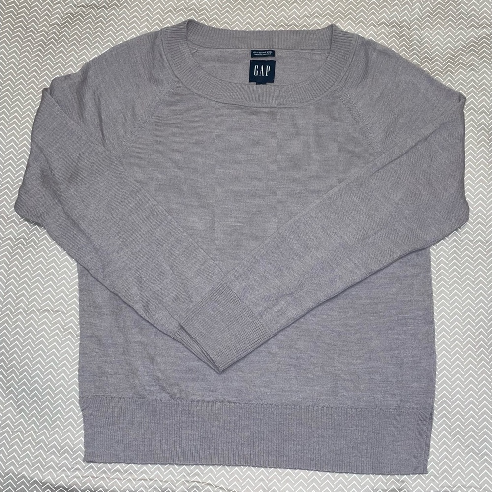 GAP Womens Merino Wool Sweater Small Lavender Purple Raglan Crewneck Knit Top